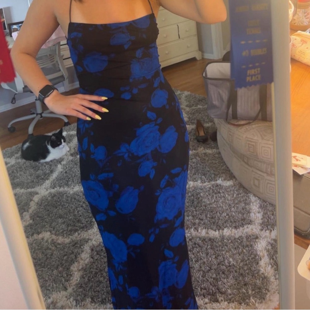 Black & Royal Blue Floral Strap Dress Lucy in the Sky
